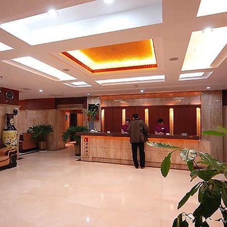 Tangyin Hotel 大连 内观 照片